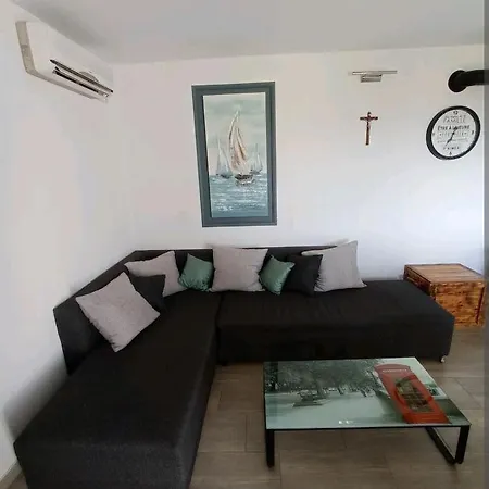 فيلة House Gorica Kaštela