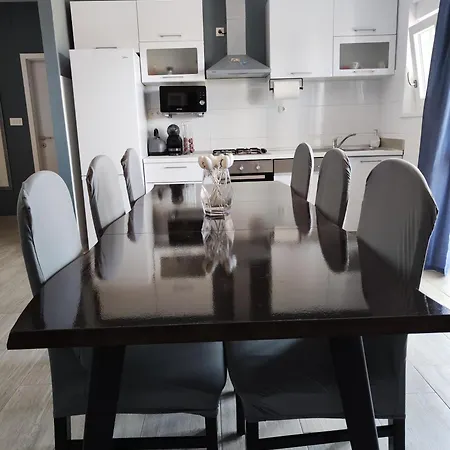 فيلة House Gorica